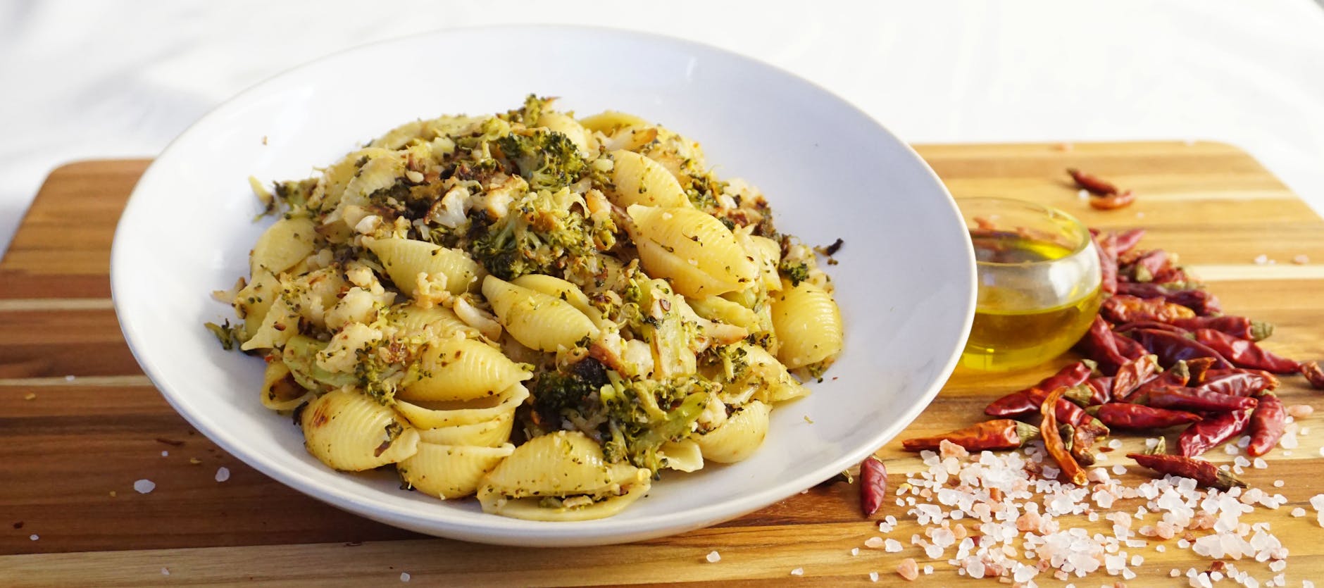 The Secret to Stress-Free Weeknight Meals: Simple & Healthy Recipes