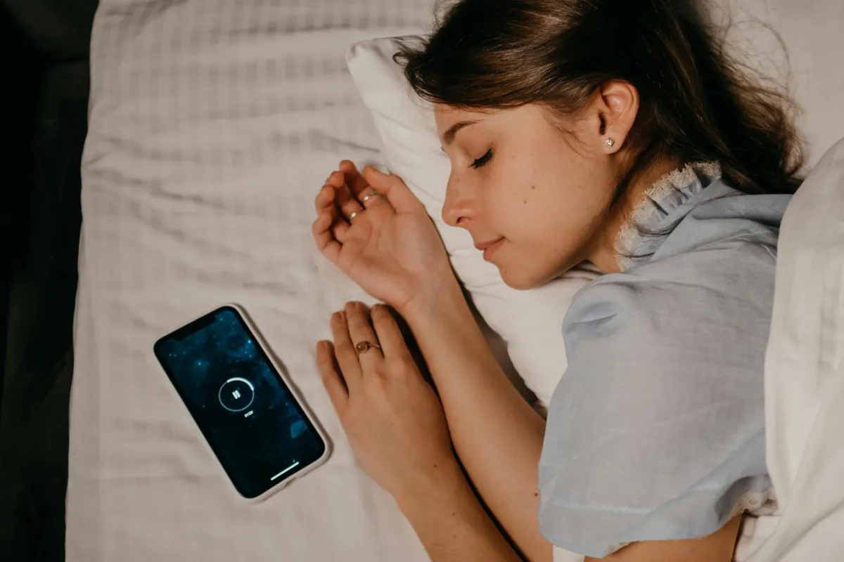 Biohacking Your Sleep: Optimize Rest for Peak Performance